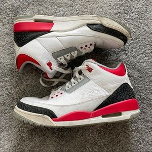 Air Jordan 3 Fire Red